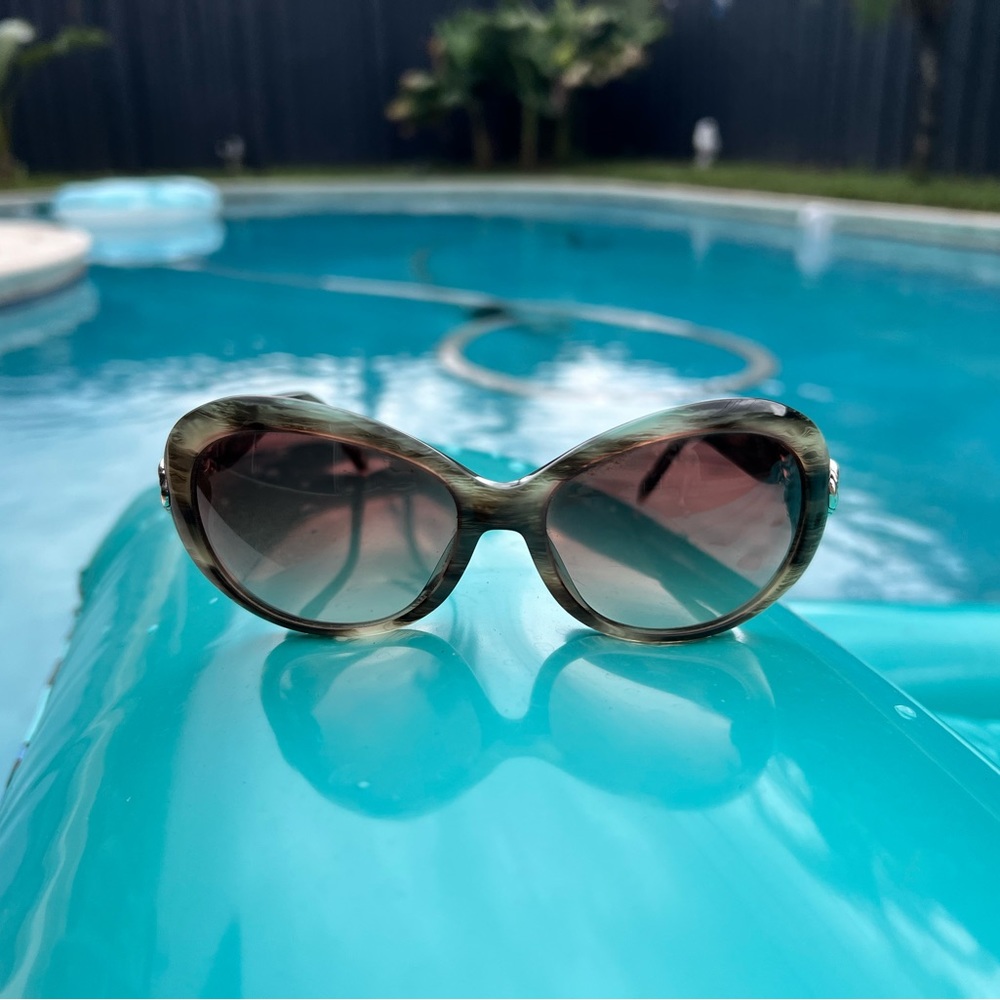 BRIGHTON McKinney Tortoise Shell
Sunglasses w/Swarovski Crystals